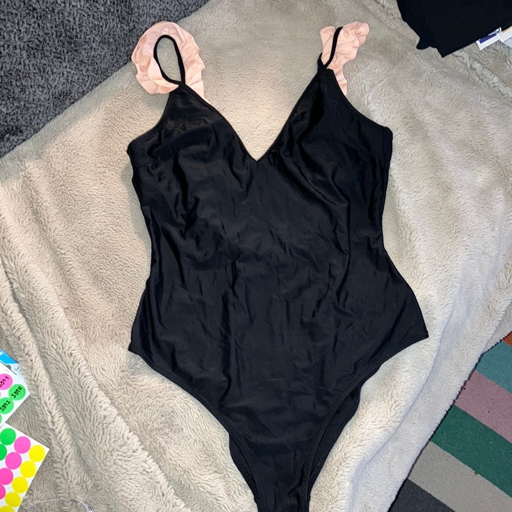 🔹4 for $30 Cupshe One Piece Swimsuit, Small